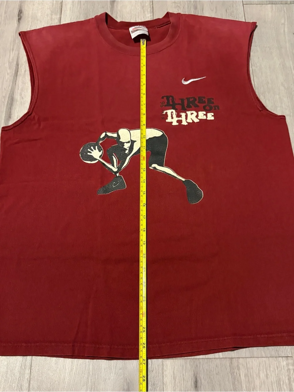 Nike Men’s Red Sleeveless Basketball Tank Top with Graphic
